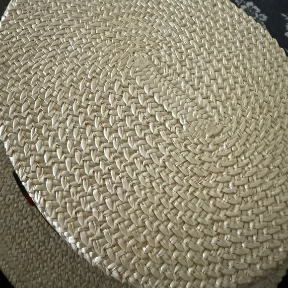 Classic Italian made Straw Boater Skimmer Hat with Red and Navy Band. Beautiful - Picture 7 of 7